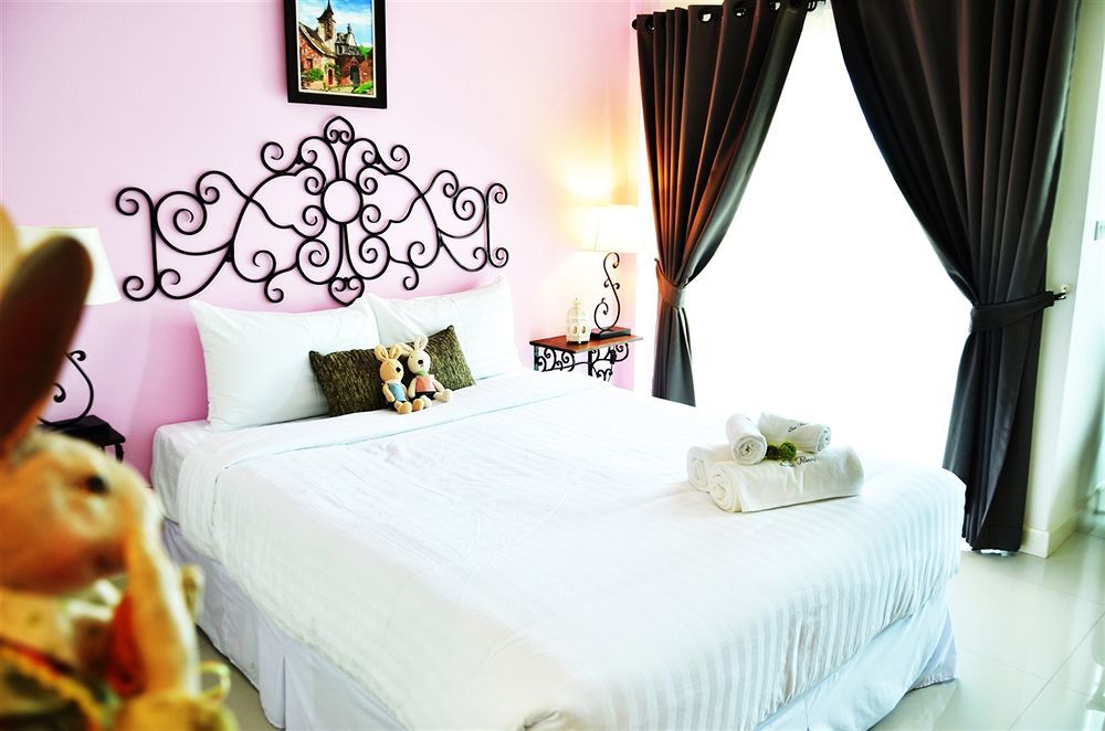 San Pareni Hotel Chiang Mai Esterno foto