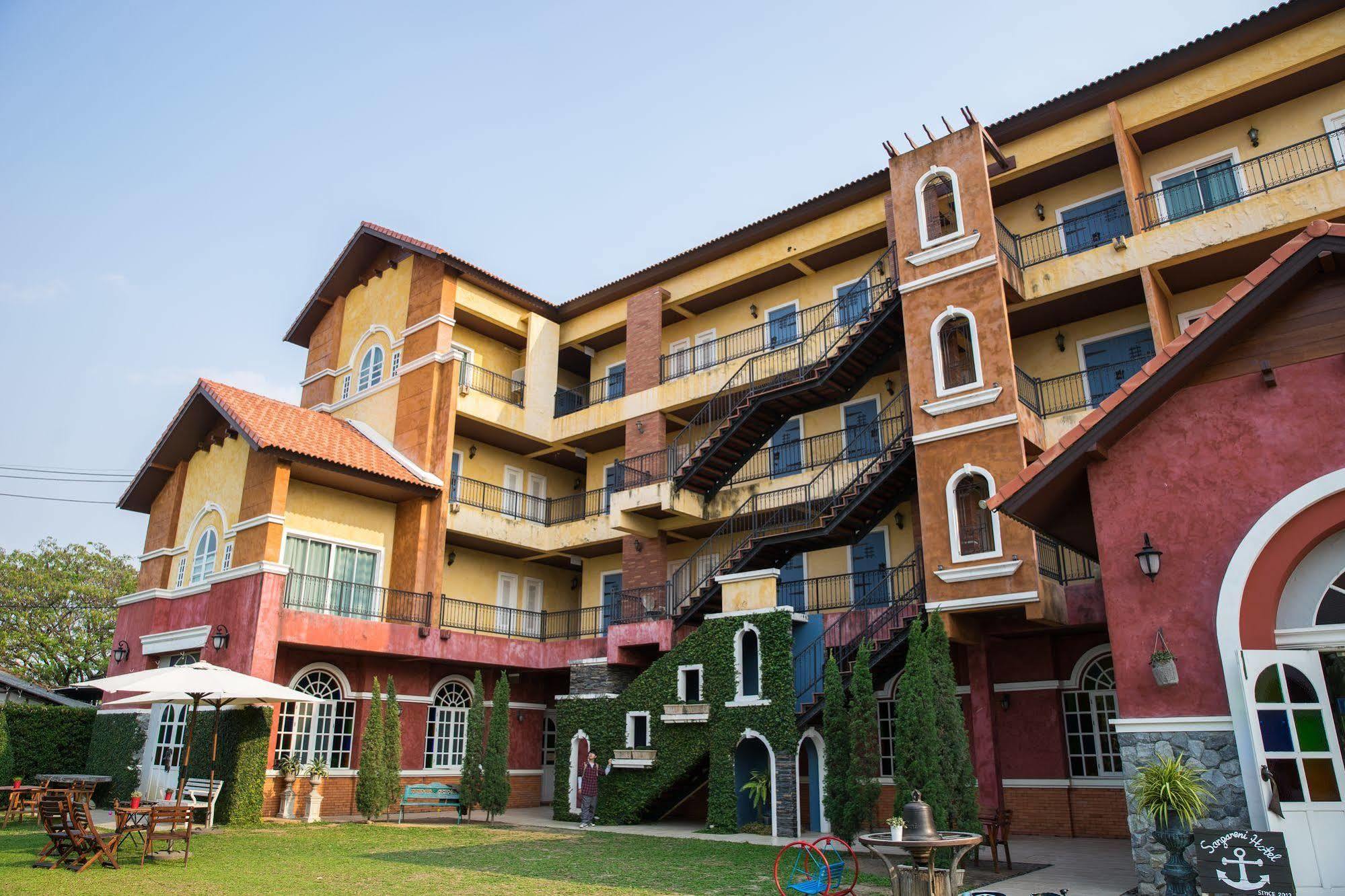 San Pareni Hotel Chiang Mai Esterno foto
