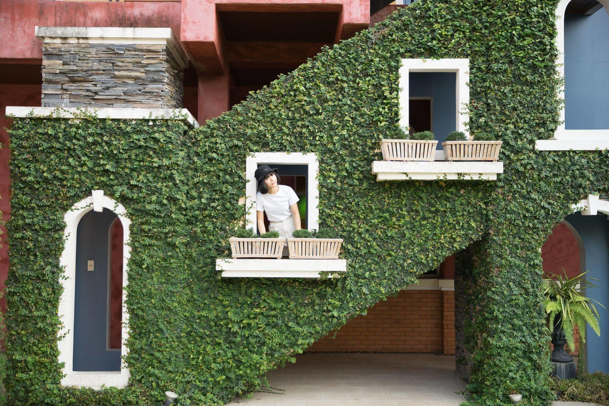 San Pareni Hotel Chiang Mai Esterno foto